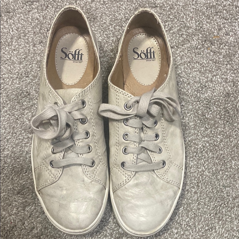 Sofft Leather Casual Sneakers